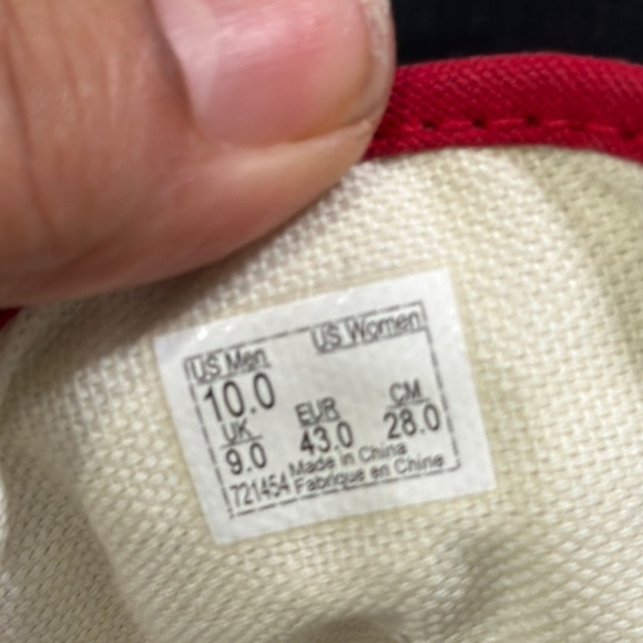 Vans lace up sneakers size 10 men - Picture 8 of 10